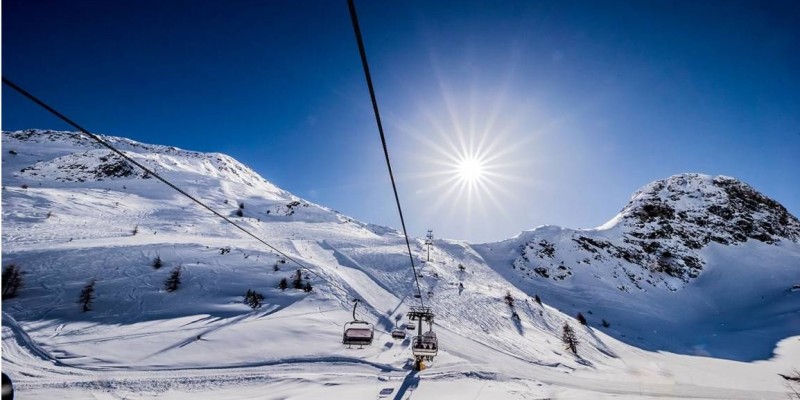 16284-12595-8255-8194-7544-5858-5069-la-thuile.jpg